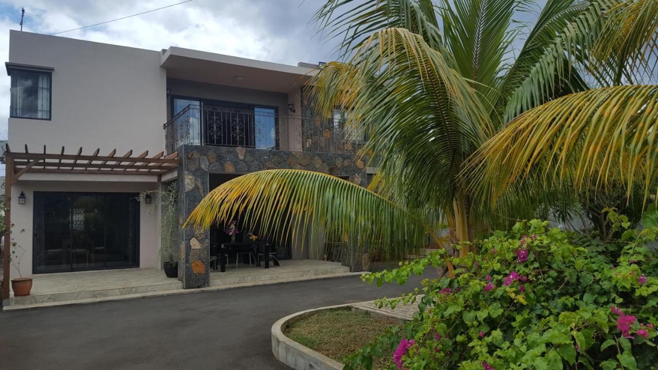 Aux Plaisirs De La Vie Chambre Chez L Habitant Flic en Flac Luaran gambar